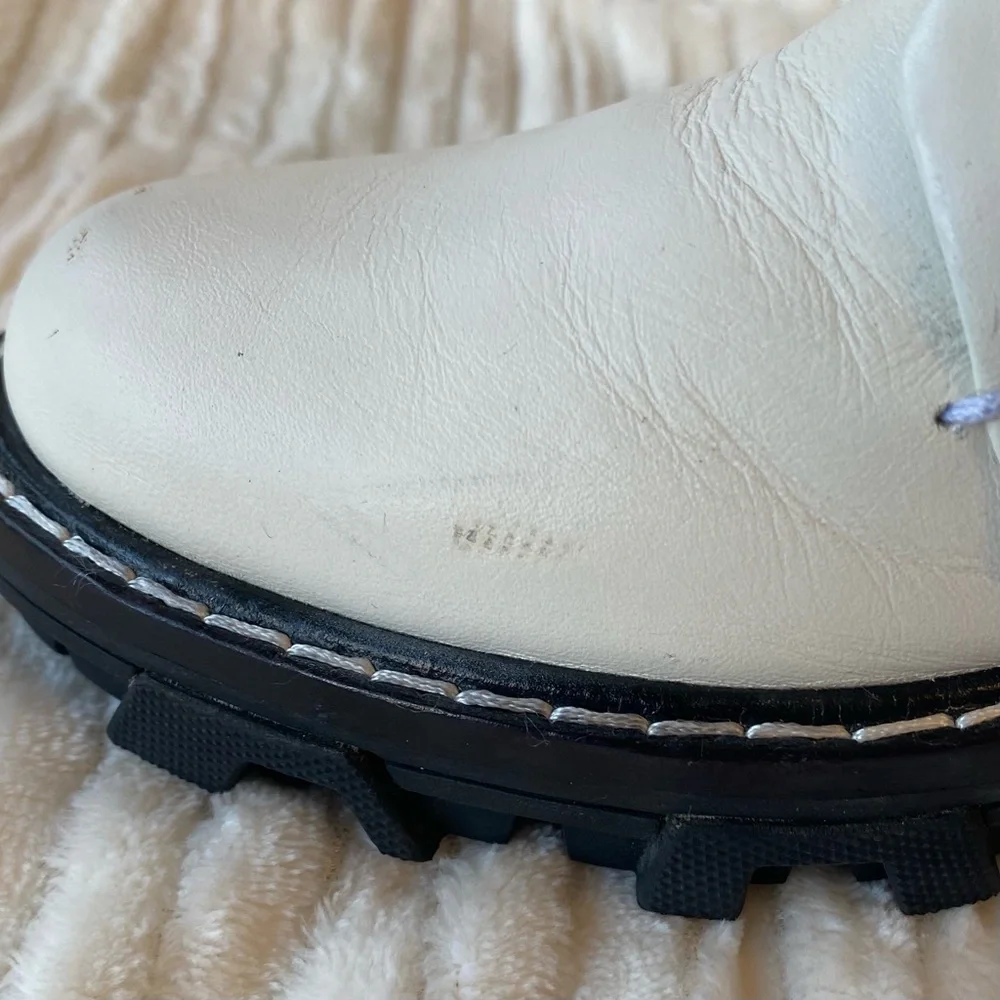 Rag & Bone Shiloh Combat Boots White Leather Black Lug Sole Women’s 39 (8.5–9) - Picture 13 of 14